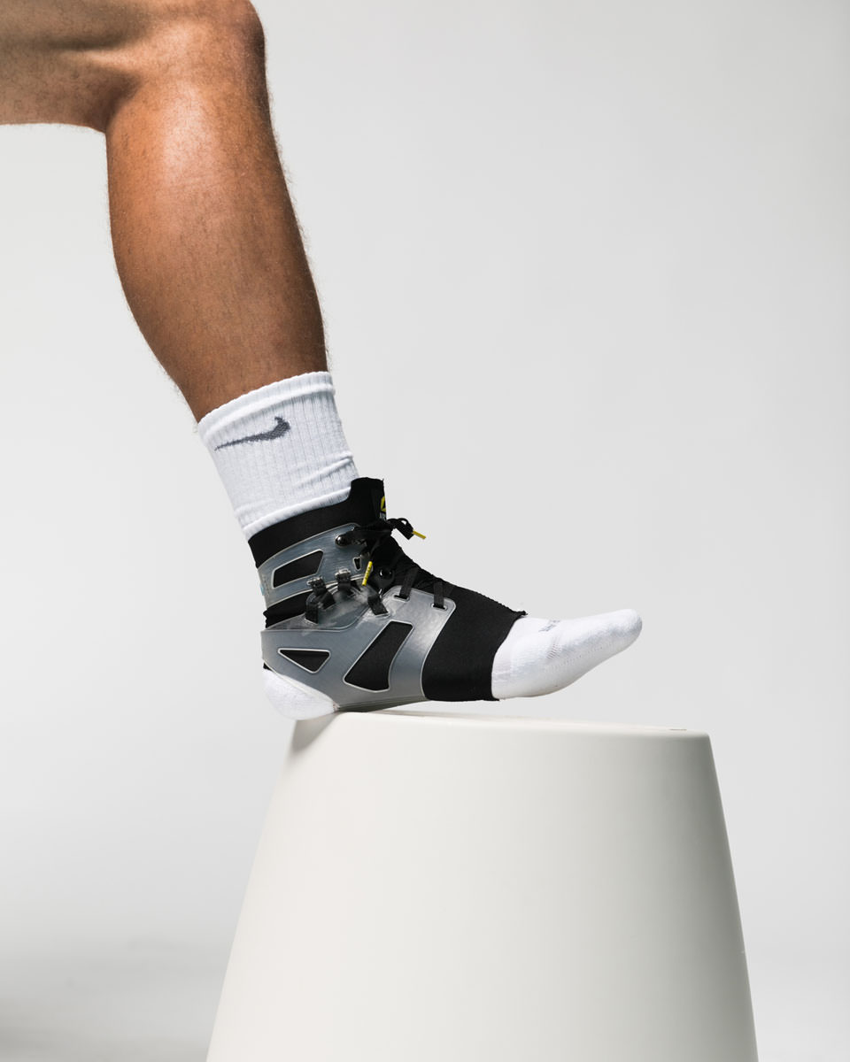 ARYSE IFAST Performance Ankle Brace for Basketball and Hardcourt Sports