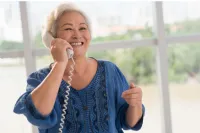 The 5 Best Hearing Impaired Telephones - [Updated for 2021]