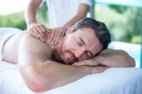 Top 5 Portable Massage Tables - [Updated for 2021]