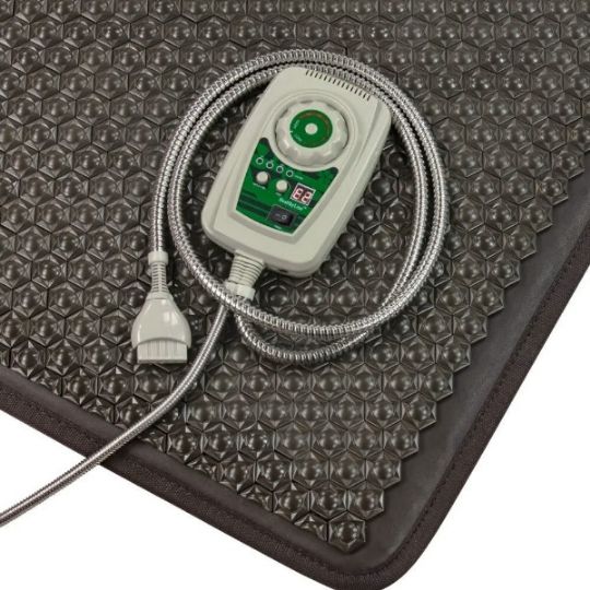 The mat's controller - has time and temperature settings and a 3-6-12-hour auto shutdown timer