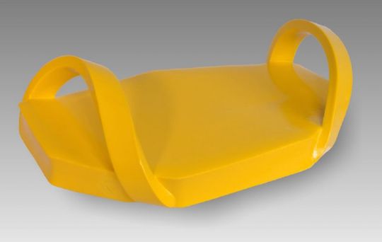 Triple coated with a durable, bright yellow vinyl finish that is highly visible in water