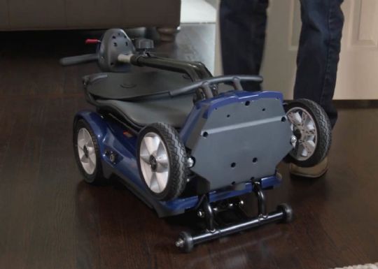 TranSport 4AF Folding Power Scooter by EV Rider