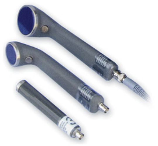 The Ultrasound Applicator is an applicator for the Mettler Sonicator 740 with bright blue coupling indicator light. 
