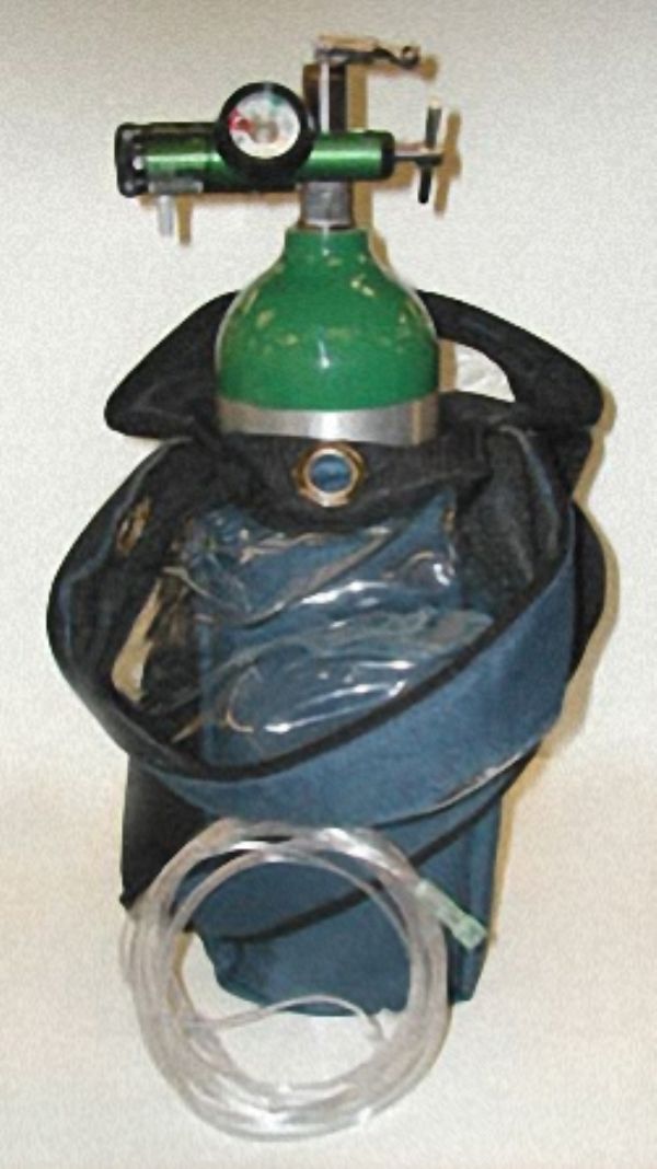 Mada Oxy-Uni-Pak in Shoulder Bag with Aluminum Oxygen Cylinder