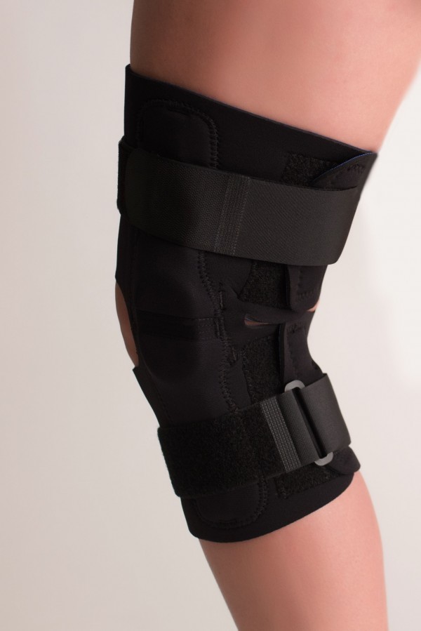 Complete Wrap ROM Hinged Knee Brace - Neoprene