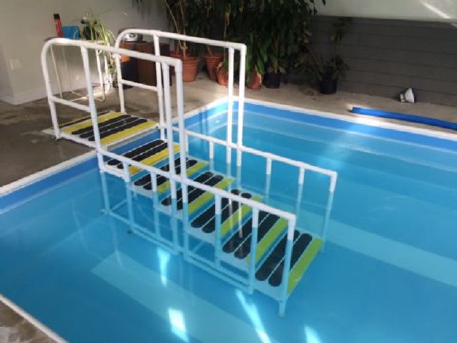 pool ladder inground pool