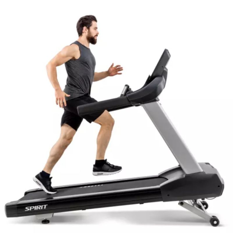 Spirit Fitness Fastrack CT800 Treadmill Incline in Use